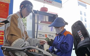 Giá xăng dầu điều chỉnh tăng từ 15h chiều nay 11/8