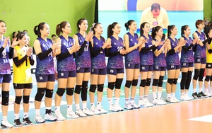 Cô gái ‘ba phải’ của bóng chuyền nữ Việt Nam lập thành tích lịch sử chưa từng có trong sự nghiệp