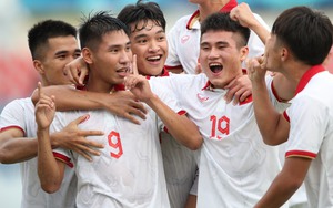 Thắng thuyết phục Lào, U23 Việt Nam đặt một chân vào bán kết U23 Đông Nam Á