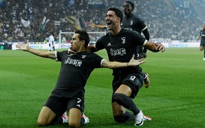 Juventus đại thắng trận ra quân nhờ tiếng nói của đôi bạn Chiesa - Vlahovic