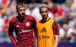 MU gây thất vọng khi Mount không thể đá giữa, còn Antony vẫn lạc nhịp 