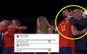 Chủ tịch LĐBĐ Tây Ban Nha gây tranh cãi với nụ hôn khiến sao tuyển nữ đỏ mặt