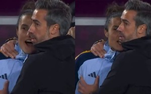 HLV ĐT nữ Tây Ban Nha hứng bão chỉ trích sau hành động phản cảm với nữ trợ lý khi ăn mừng