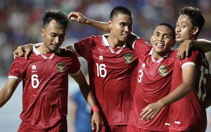 U23 Indonesia gây sốt khi ghi bàn từ ném biên vào lưới Thái Lan
