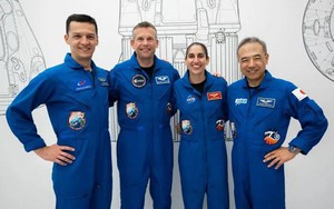 NASA, SpaceX thay đổi lịch đưa phi hành đoàn thứ 7 lên ISS