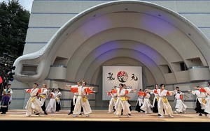 50 năm quan hệ Việt Nam - Nhật Bản: Việt Nam trình diễn tại lễ hội Yosakoi hàng đầu Nhật Bản