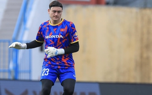 Văn Quyết có tên, Văn Lâm, Công Phượng và Văn Toàn tiếp tục được góp mặt cùng đội tuyển Việt Nam