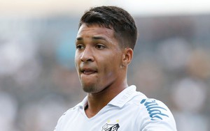 Tin chuyển nhượng MU 3/8: MU chiêu mộ thêm tiền đạo, bán Fred cho Galatasaray