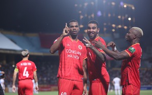 Cuộc đua vô địch V-League: Thắng derby Thủ đô, CAHN sáng cửa đăng quang