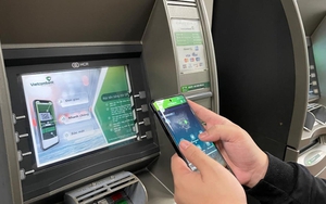 Từ nay có thể rút tiền liên ngân hàng trên ATM bằng mã QR