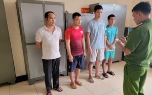 Bắt giữ 5 nhân viên bốc xếp hành lý ký gửi tại Sân bay Nội Bài để điều tra tội trộm cắp tài sản