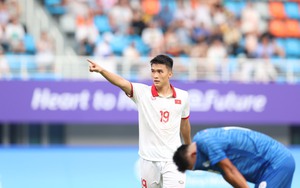 Olympic Việt Nam thắng Mông Cổ, dẫn đầu bảng: Hài lòng một nửa!