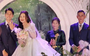 Đình Trọng cưới bạn gái 'sơn nữ', hôn lễ gây chú ý với nhiều điều đặc biệt, công bố một lúc 2 tin vui