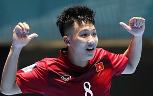 Chàng trai 20 tuổi lập hat-trick lịch sử ở World Cup, giúp ĐT Việt Nam tạo kỳ tích trước đối thủ hơn 18 bậc và khiến FIFA khen ngợi