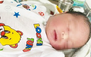 Bé trai sơ sinh bị bỏ rơi bên vệ đường 