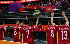 ĐT Việt Nam cầm hòa đại diện châu Âu, làm nên lịch sử tại World Cup và khiến truyền thông bạn phải khen ngợi