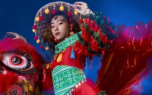 Bộ ảnh Trung thu cực chất của mẫu nhí Khánh Vân