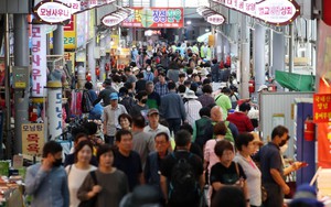 Hàn Quốc: Các tuyến đường cao tốc tắc nghẽn dịp nghỉ lễ Chuseok 