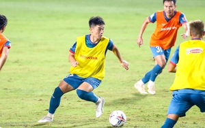 Lo Văn Hậu chấn thương, HLV Troussier cho hậu vệ CAHN về lại CLB