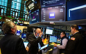 Các quỹ đầu tư chứng khoán Mỹ ghi nhận lượng bán ra lớn nhất trong ba tháng