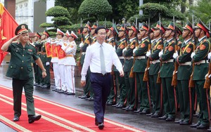 Chủ tịch nước Võ Văn Thưởng thăm Binh đoàn 15