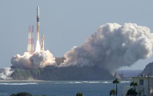 Nhật Bản phóng tên lửa mang tàu đổ bộ thám hiểm Mặt Trăng