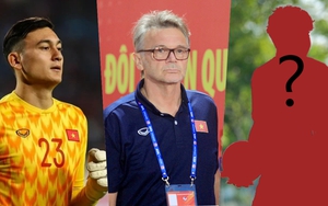 HLV Troussier chọn ai thay Văn Lâm tại Asian Cup 2023?