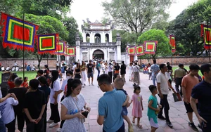 Góc nhìn 365: Khi di tích tăng giá vé...