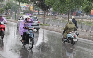 Mưa ẩm tiếp diễn ở Bắc Bộ, sáng sớm trời rét