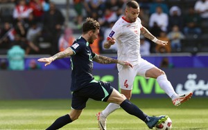 Dứt điểm trúng đích 1 lần, ĐT Úc giành chiến thắng nhờ cái tên quen thuộc