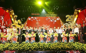 Giải Mai Vàng: Đen Vâu và Hòa Minzy là nam, nữ ca sỹ được yêu thích nhất 