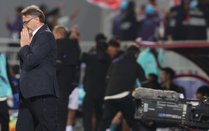 Sự việc - Ý kiến: Đánh kẻ ngã ngựa...