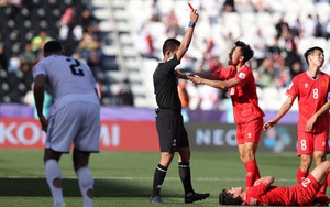 AFC phán quyết về thẻ đỏ của Khuất Văn Khang, ĐT Việt Nam nhận tin buồn ở vòng loại World Cup 2026