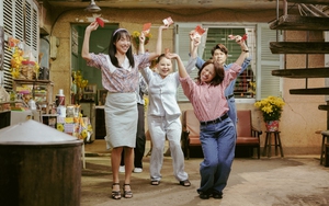 MV 'Tết đến rồi': Diệu Nhi 'thăng hạng' giọng hát khiến Anh Tú bất ngờ