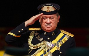 Quốc vương thứ 17 của Malaysia đăng quang