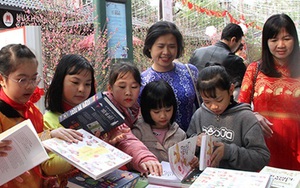 Góc nhìn 365: Quà Tết và quà sách