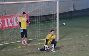 ĐT Việt Nam gặp Ấn Độ: HLV Kim Sang Sik chọn Nguyễn Filip hay Đặng Văn Lâm?