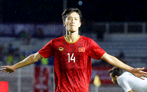 Sao V-League xuôi về hạng nhất, thế khó xử của bóng đá Việt Nam