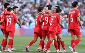 Đội hình dự kiến ĐT Việt Nam đấu Ấn Độ: Thủ môn Việt Kiều và 'trò cưng' ông Troussier được chọn?