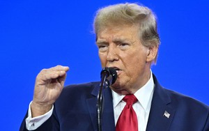 Ông Donald Trump yêu cầu chuyển vụ án "chi tiền bịt miệng" sang tòa liên bang