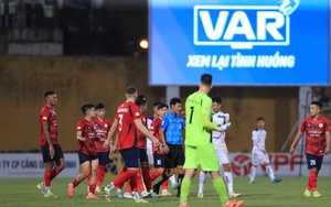 Sự thật về quả penalty phút bù giờ trận Hà Nội FC hòa CAHN