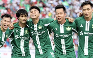 Tin nóng bóng đá Việt 21/10: Công Phượng đua Vua phá lưới giải hạng Nhất, Văn Toàn nghỉ thi đấu dài hạn