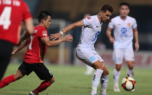 Bình luận viên Quang Huy: 'Nóng' ở đỉnh và đáy bảng xếp hạng V-League