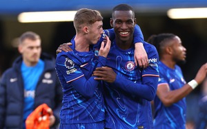 Palmer đa tài trong một Chelsea trẻ trung