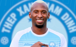 Tin nóng bóng đá Việt 3/10: Việt Nam nhận 2 đề cử giải thưởng châu Á, ngôi sao Nam Định được vinh danh