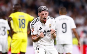 Real Madrid áp sát ngôi đầu La Liga sau chiến thắng 'nửa buồn nửa vui' trên sân nhà