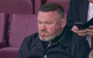 Vì sao Wayne Rooney phát phì?