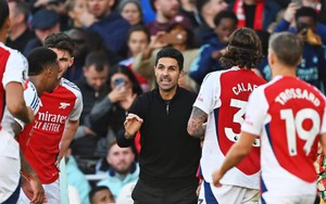 Cafe đầu tuần: Arsenal và bài học đau đớn từ… Mourinho