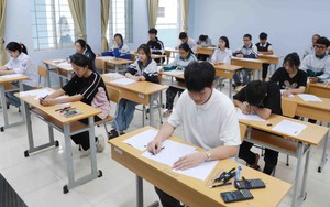 Tuyển sinh vào lớp 10: Việc bốc thăm môn thi thứ 3 cần cân nhắc thận trọng