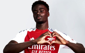 Saka ngày càng trưởng thành, Arsenal và ĐT Anh hưởng lợi